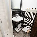 Ovo Malo Duse Hotel