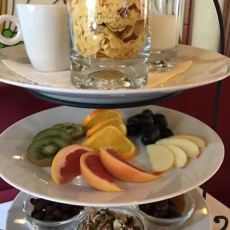 Отель Ovo Malo Duse